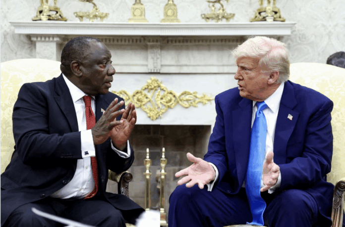 U.S. President Donald Trump meets South African President Cyril Ramaphosa in the Oval Office of the White House in Washington, D.C., U.S., May 21, 2025. REUTERS/Kevin Lamarque